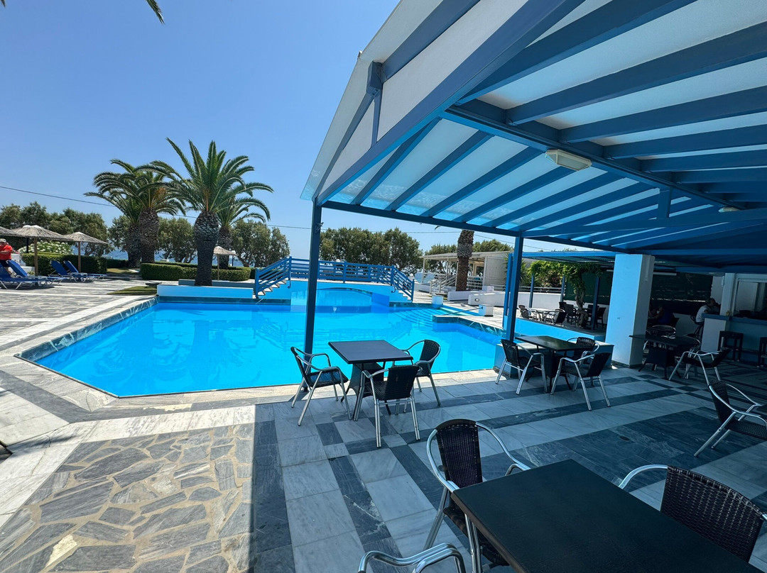 Zefiros Beach Hotel主图
