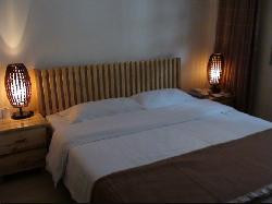 彝人古镇大酒店