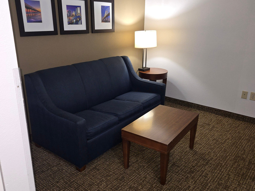 Comfort Suites Baymeadows Near Butler Blvd主图