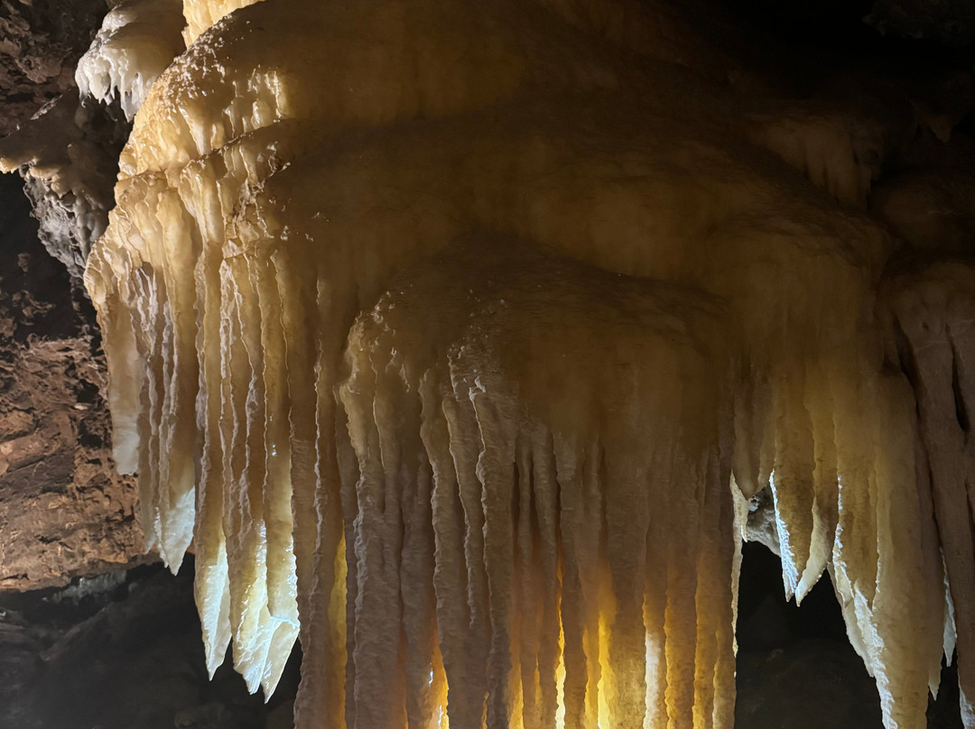 Black Chasm Cavern景点图片