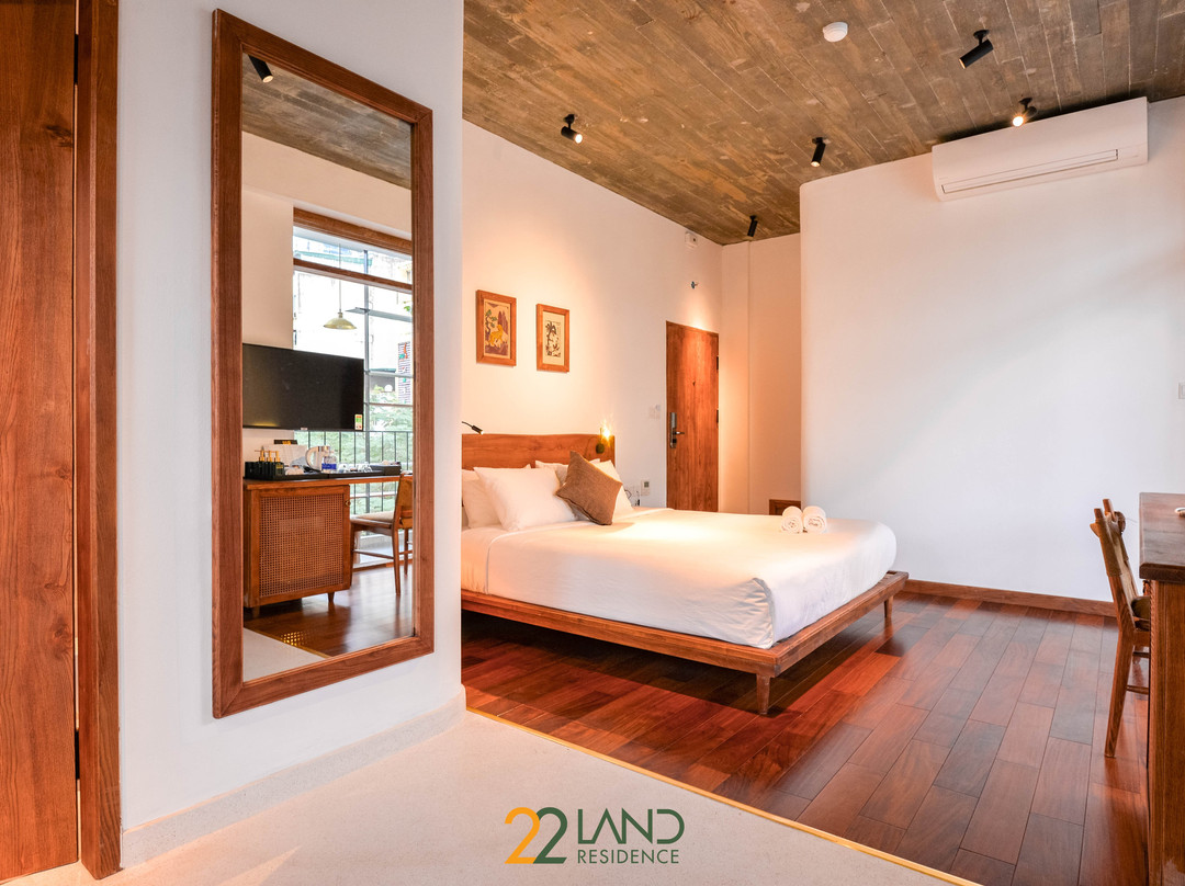 22Land Residence Hotel主图