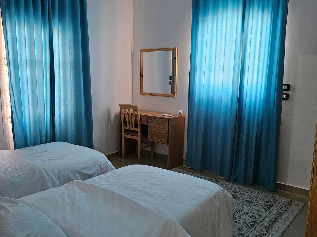 Royal Mountain Hotel主图