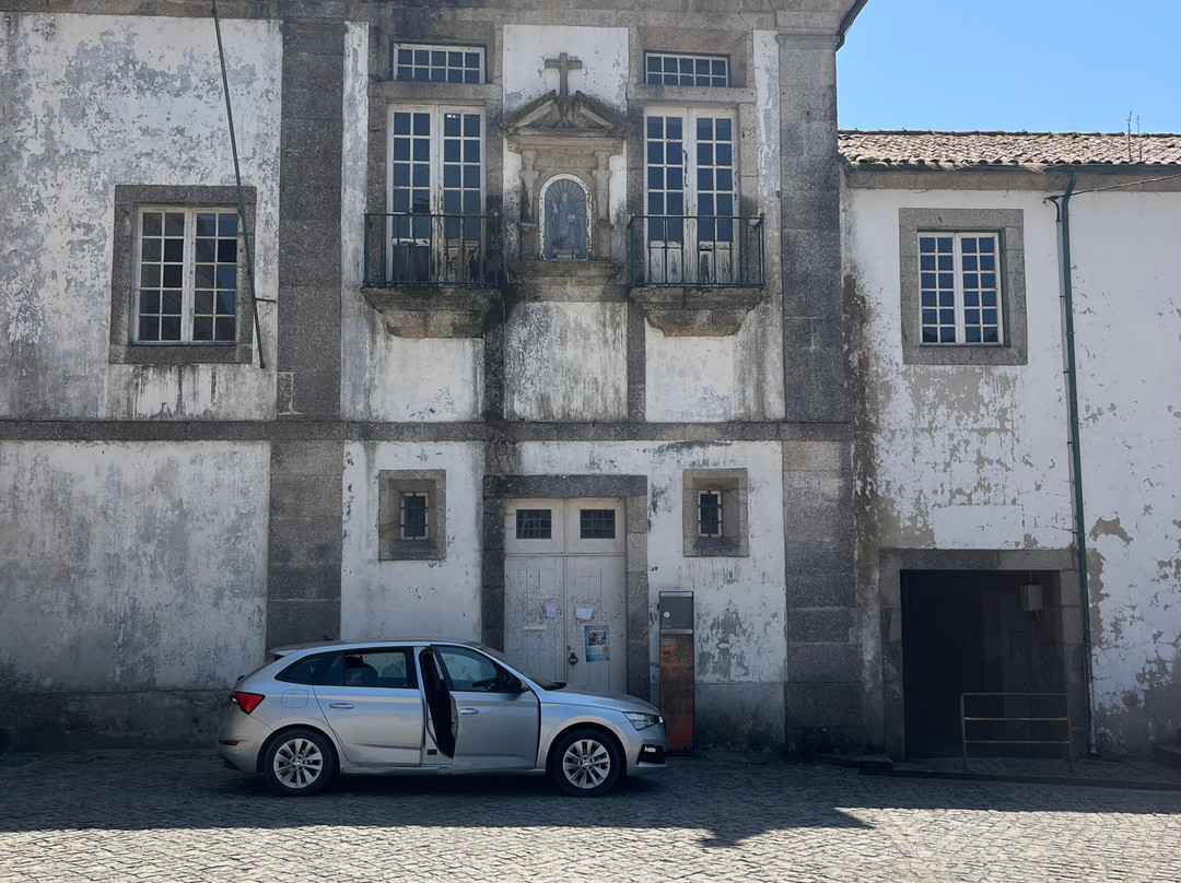 Monastery of the Saviour of Travanca-Travanca必去景点