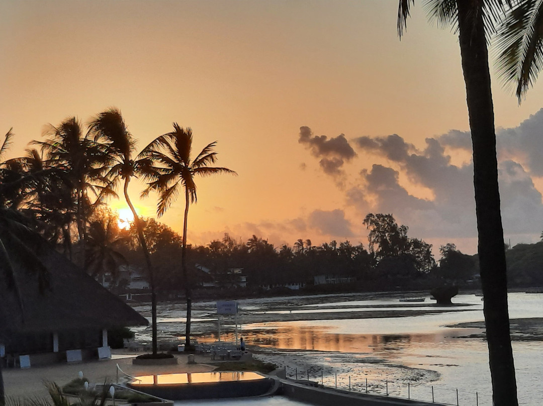 Hemingways Watamu主图