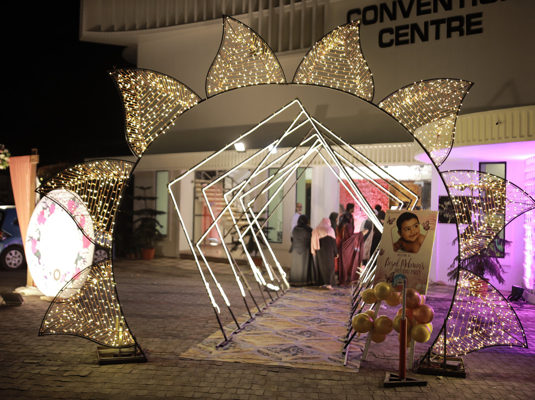 The Quilon Beach Hotel & Convention Centre主图