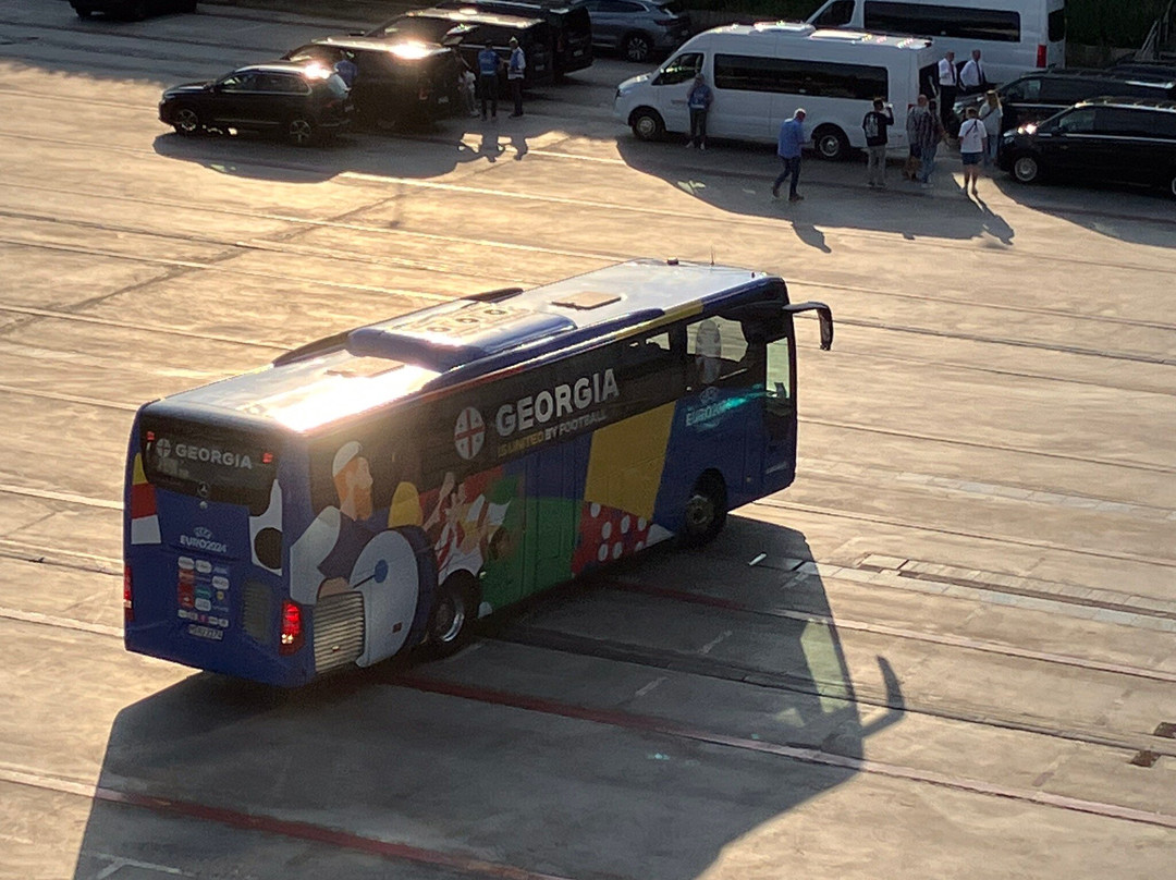 科隆波恩机场假日酒店主图