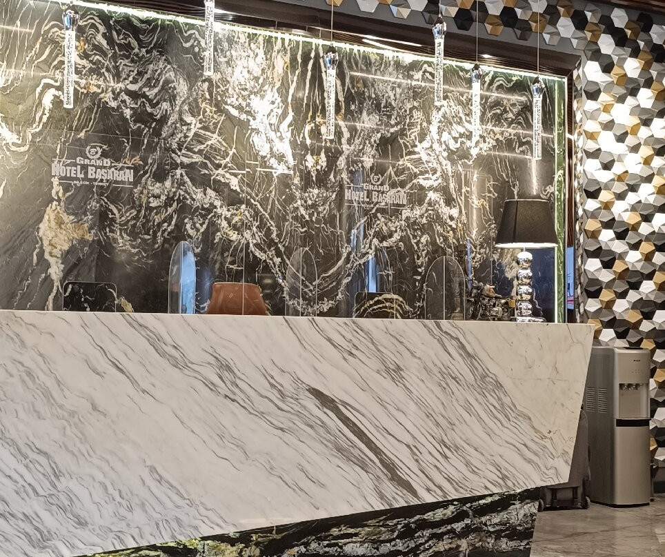 Grand Hotel Basaran主图