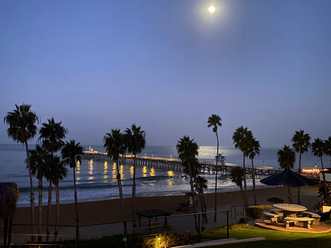 Beachcomber Inn主图