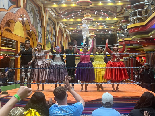 Red Cap Walking Tours-拉巴斯必去景点