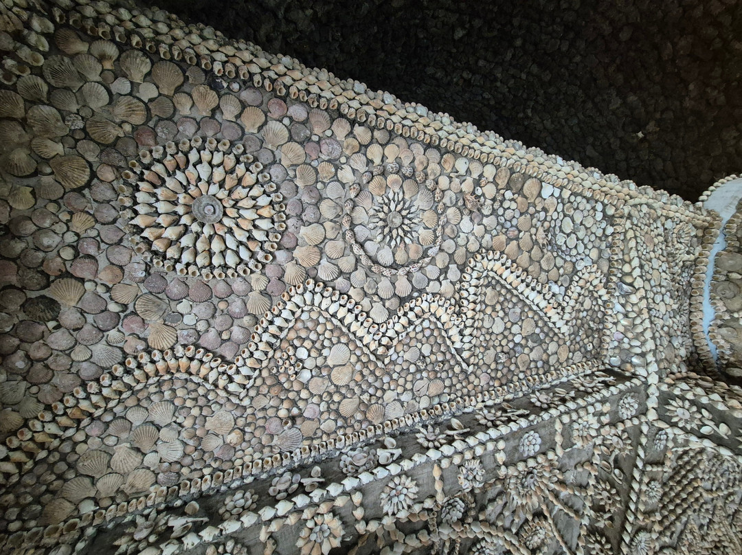 Tu Van Pagoda-Cam Ranh必去景点