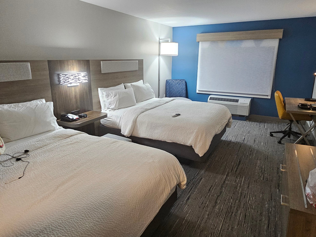 Holiday Inn Express & Suites Wheeling By IHG主图
