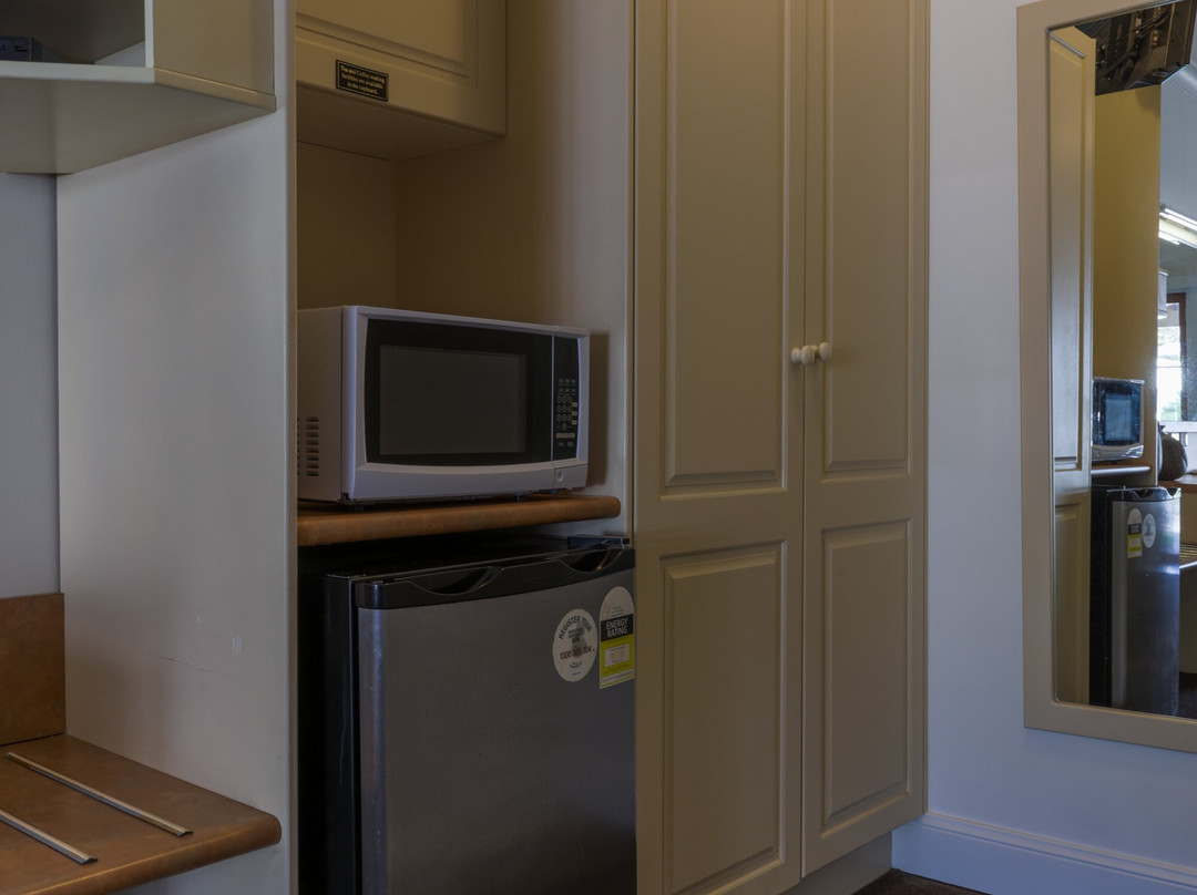 Bowen Inn Motel主图