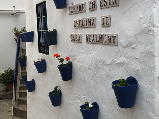 Competa Wellness Holistic Therapy-Competa必去景点