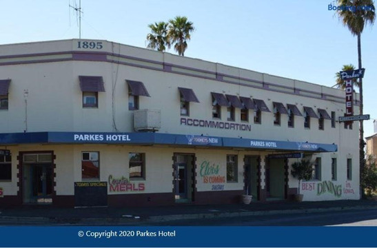 Parkes Hotel