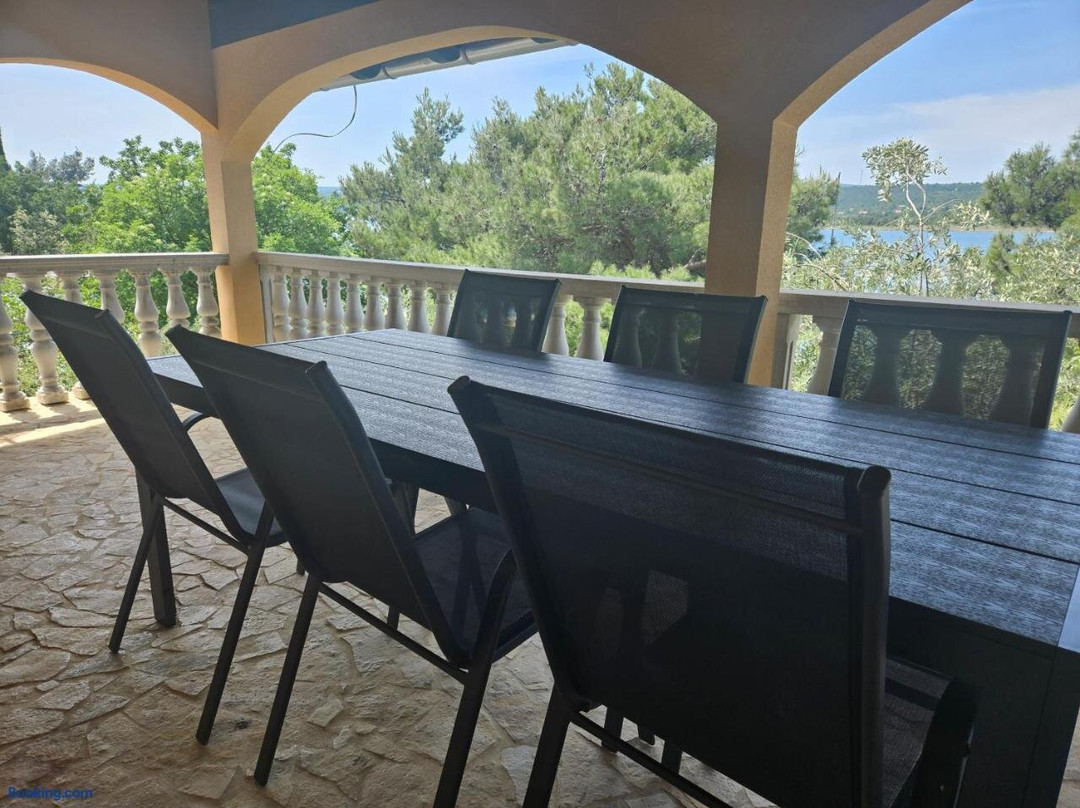 Villa Punta Blava in Crna Punta