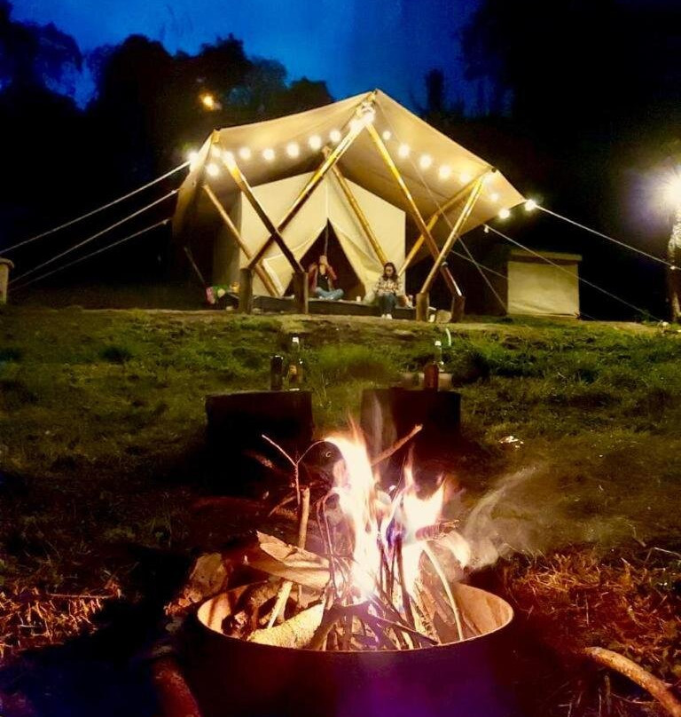 Glamping Rio Frio Tabio