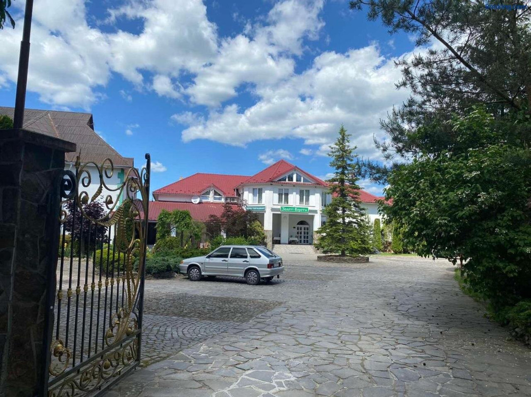 Sil'tse酒店住宿-Hotel Zoloti Vorota