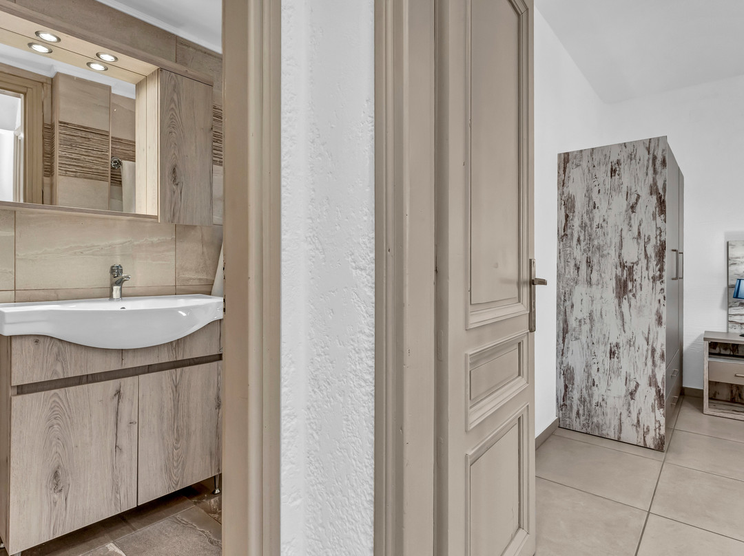 Evina Rooms & Suites主图