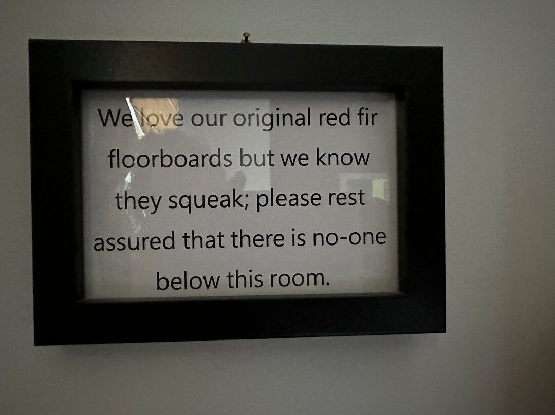 Cloudside Hotel主图