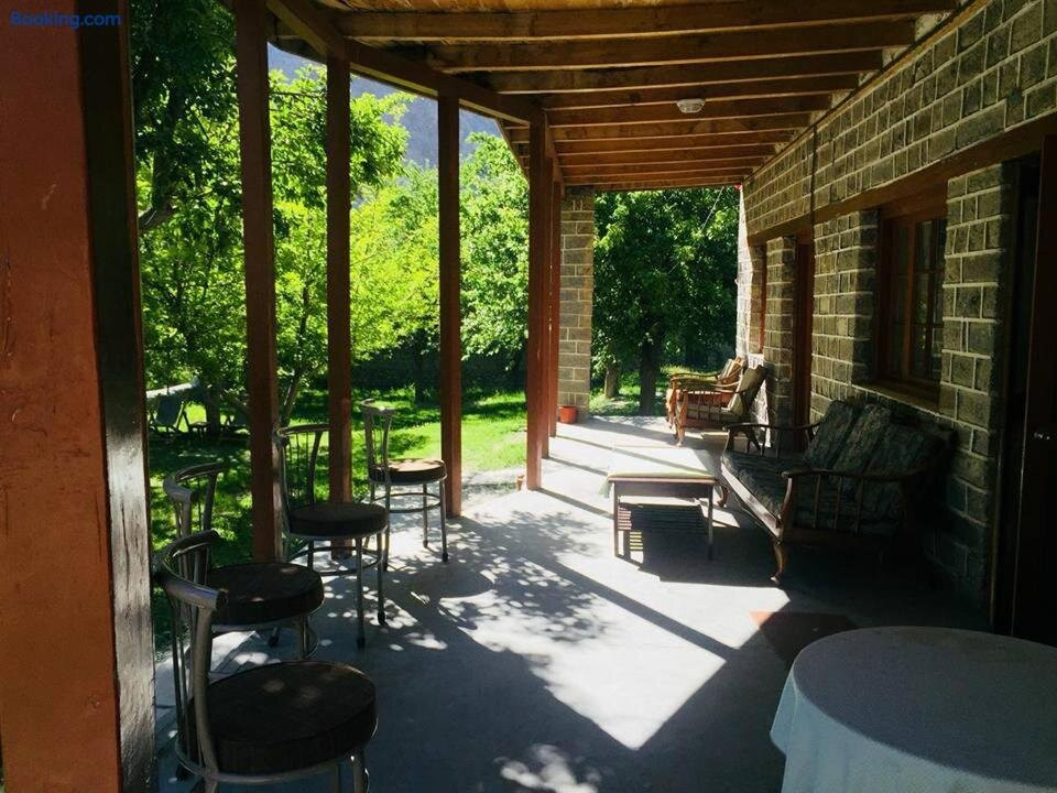 Gulmit Guest House