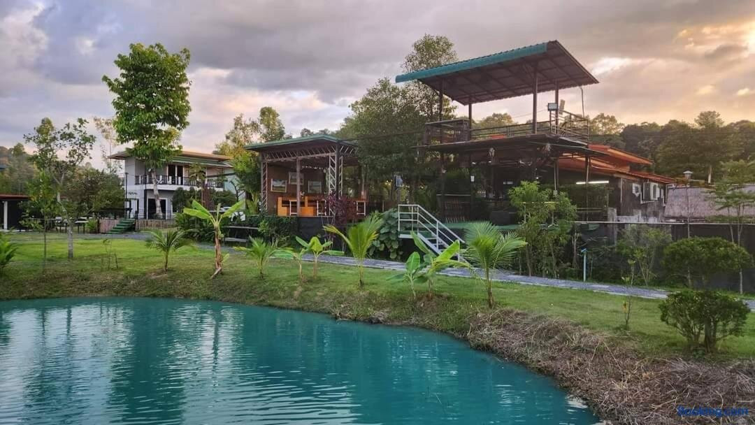 Phu Ing Na Cafe & Resort