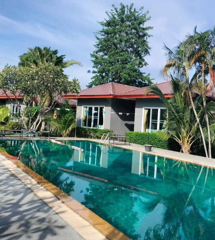 Airport Garden Resort