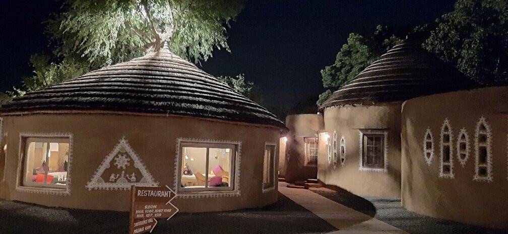 The Desert Resort主图