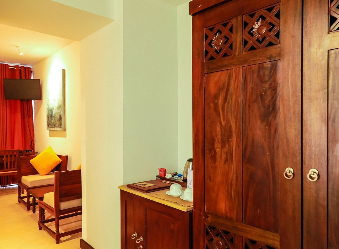 Grand Beach Hotel主图