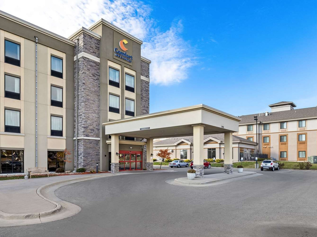Byron酒店住宿-Comfort Inn & Suites West - Medical Center