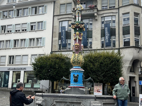 Fritschibrunnen-卢塞恩必去景点