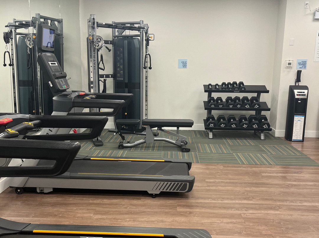 Holiday Inn Express & Suites Edmonton Sw – Windermere By IHG主图