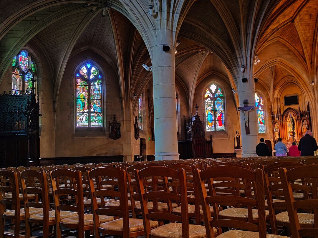 Eglise Saint Pierre景点图片