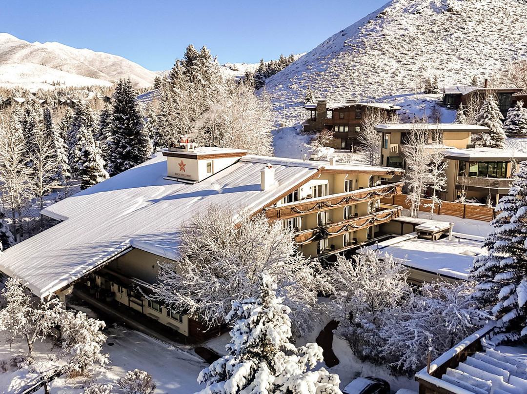 森瓦利酒店住宿-Knob Hill Inn