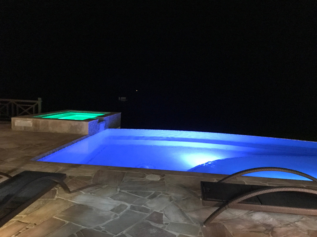 Blue Waters Inn Hotel主图