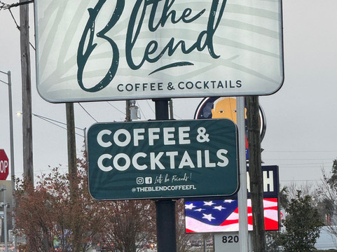 The Blend Coffee And Cocktails主图