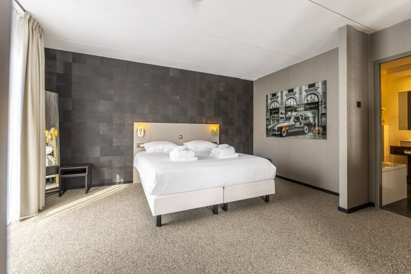 罕布什尔经典酒店主图