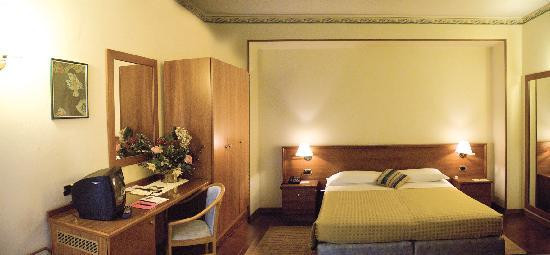 Hotel Zoello Je Suis主图