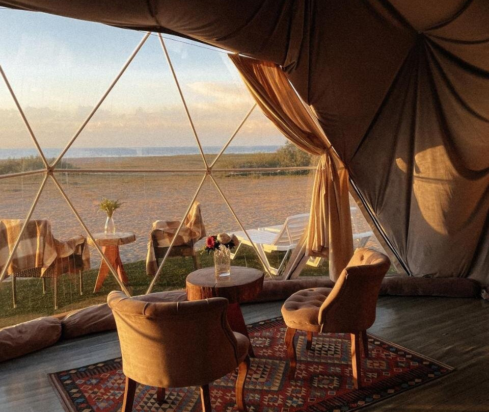 Lake glamping IK
