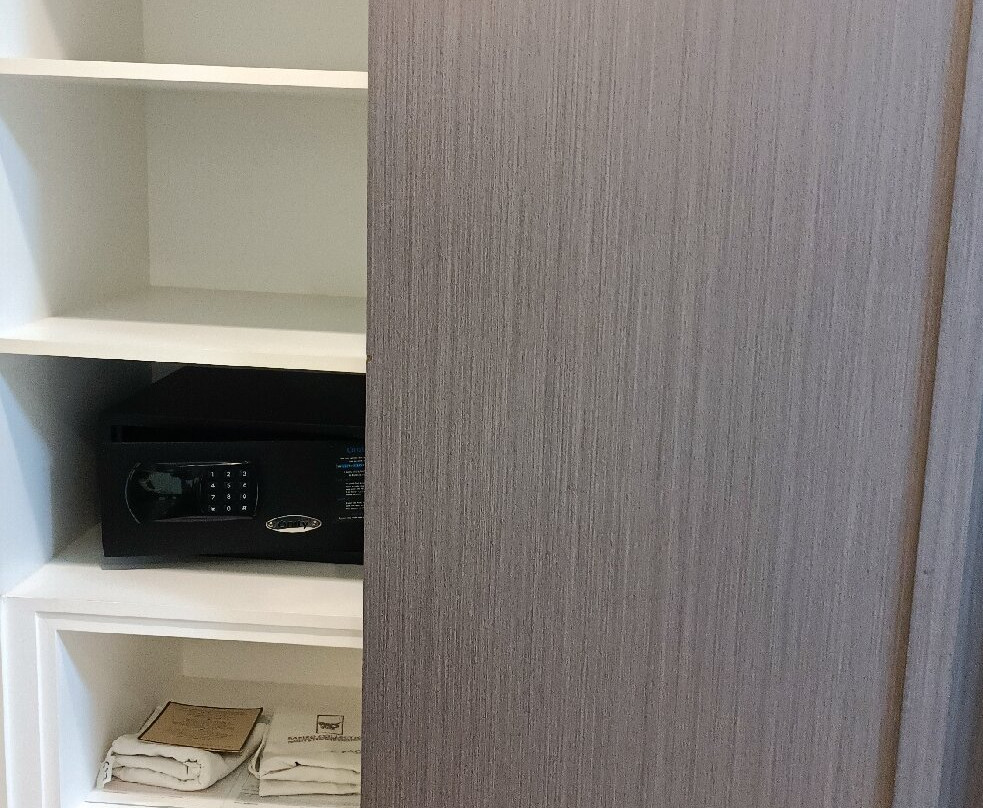 凯弥欧经典酒店，罗勇主图