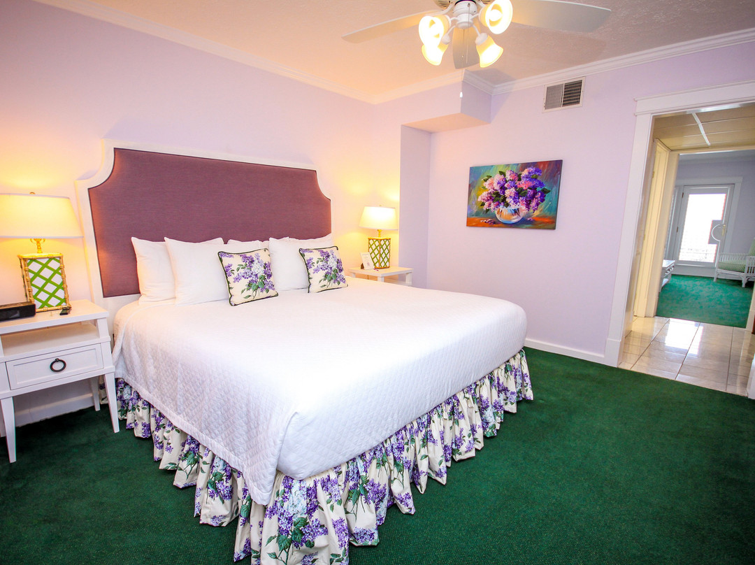 Lilac Tree Suites主图