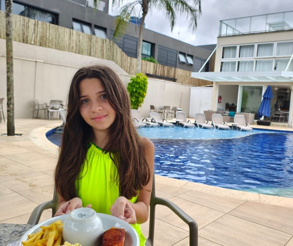 Beach Hotel Sunset - Cambury主图