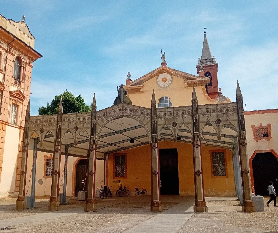 Piazzale della Rosa-萨索洛必去景点