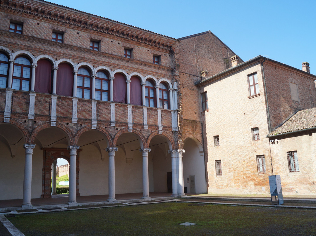 Palazzo di Ludovico il Moro (Palazzo Costabili)-费拉拉必去景点
