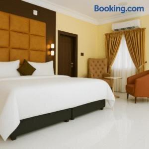 Darminah Luxury Hotel