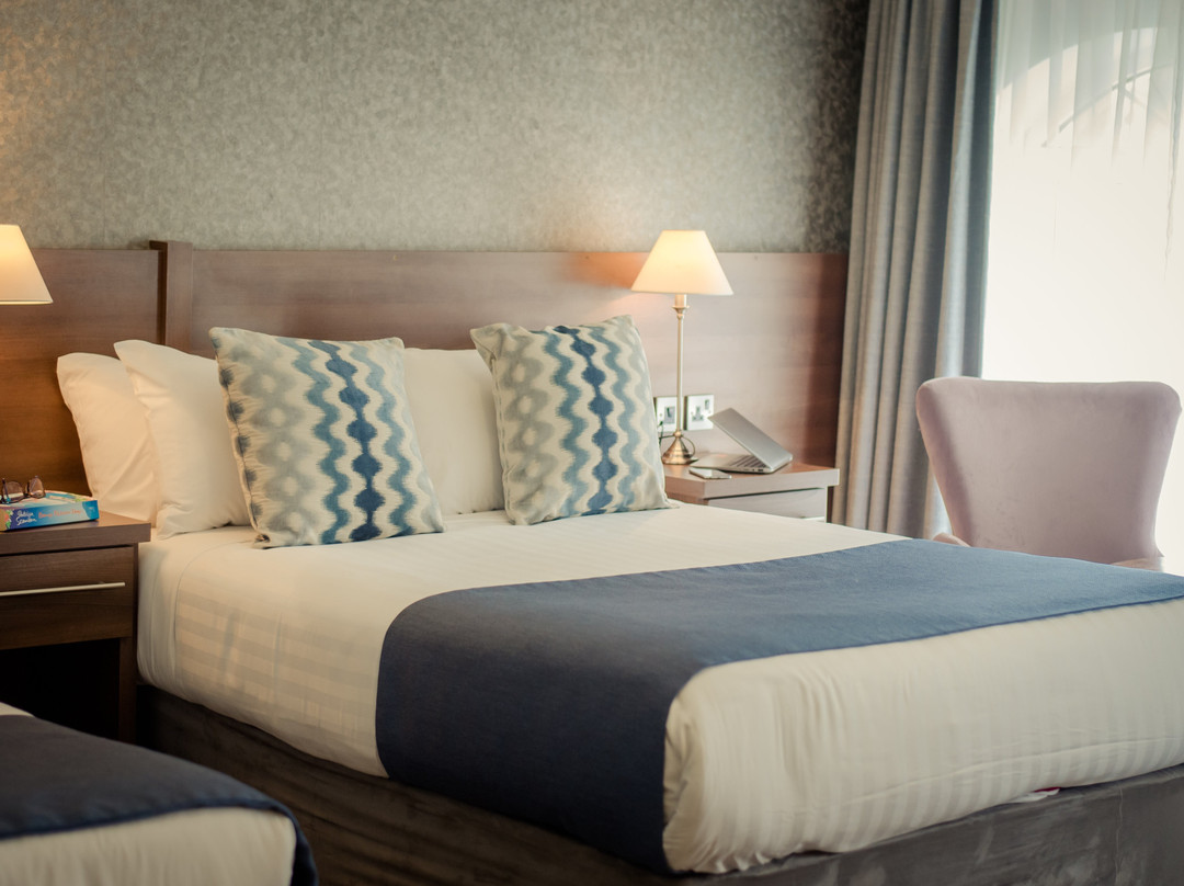 Woodford Dolmen Hotel主图