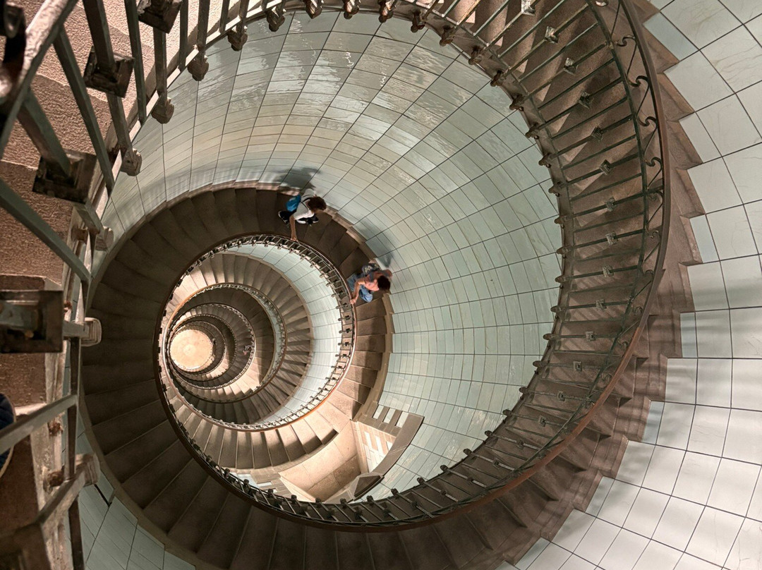 Phare de l'Ile Vierge-Plouguerneau必去景点