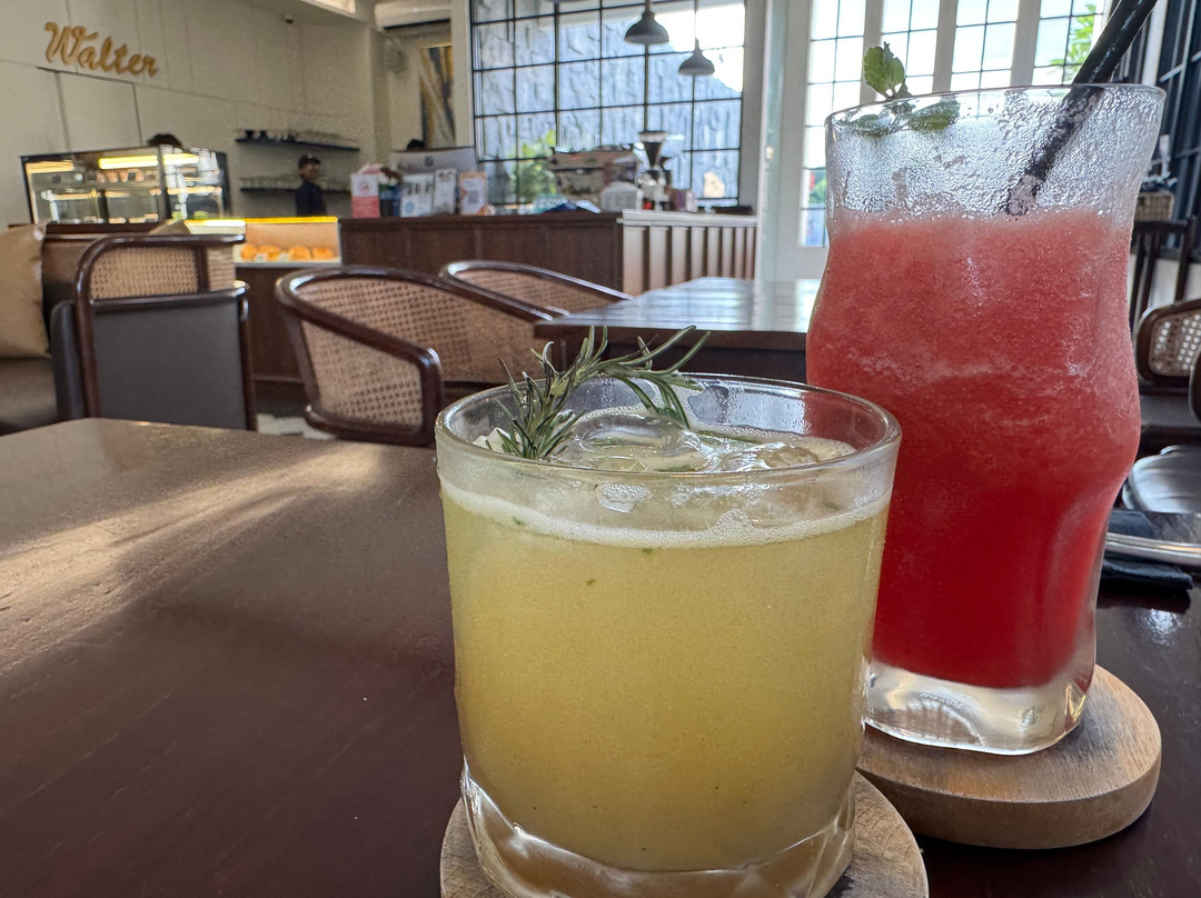 Walter Coffee & Eatery