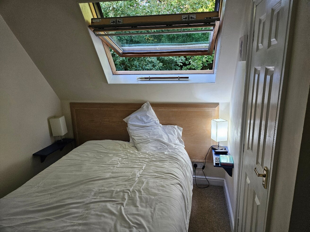 The Inn With The Well主图