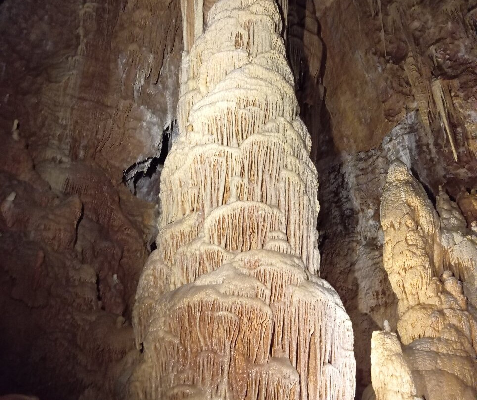 Grotte de Dargilan-Meyrueis必去景点