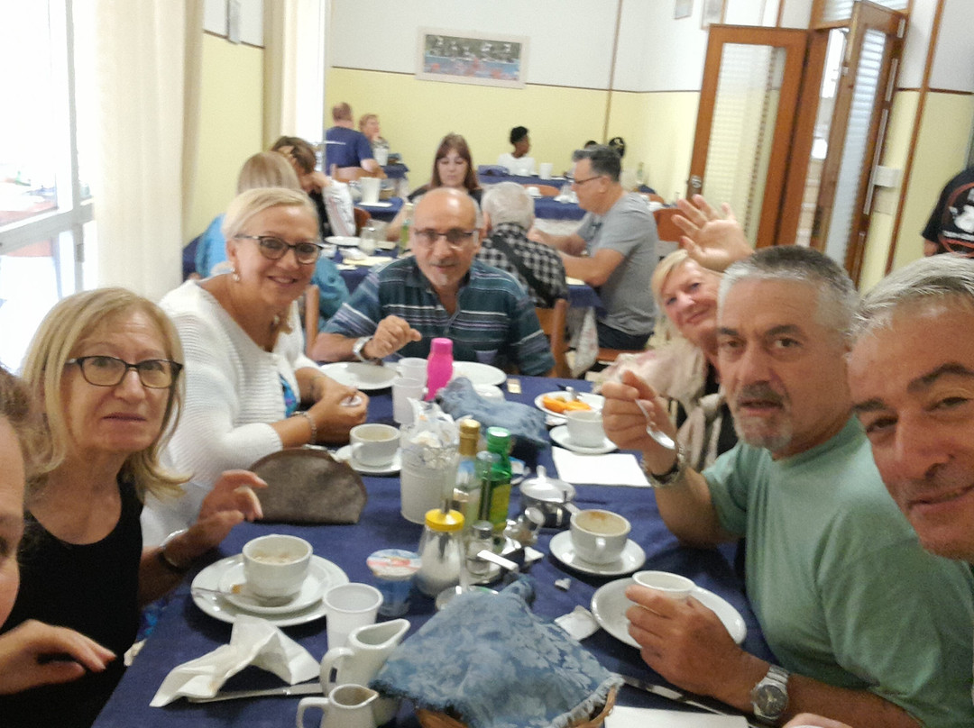 伦兹别墅酒店主图